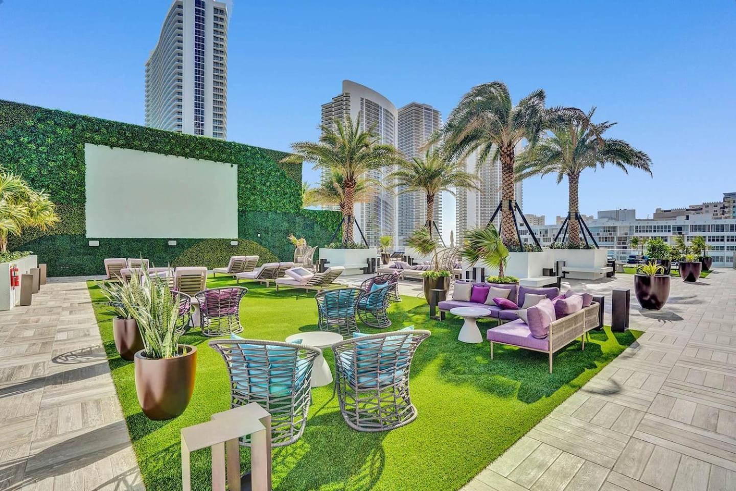 Amazing Apartments At H Beach House Hollywood Exterior photo